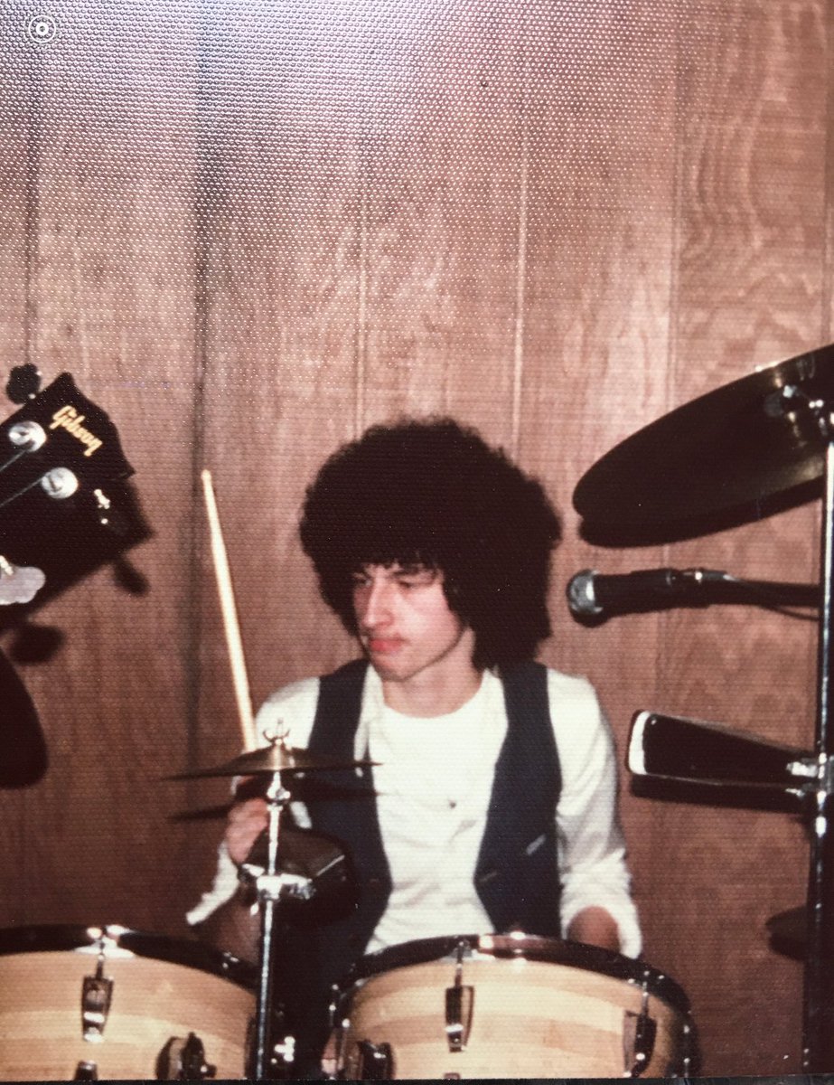 A while ago Tony mentioned that his dad Mike (a drummer in his own right) sold a bunch of AMAZING gear from the 80’s - stuff that would be worth a fortune now - to buy a piano so a lil' Tony could learn. What a kind, fatherly act. Much more selfless than I could ever be.3/5