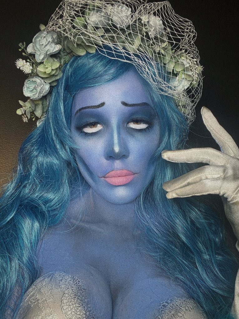 halsey's tweet image. It takes my breath away! Well it would if I had any...