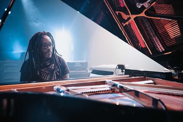 AlbertSMenendez's tweet photo. Awesome shots taken during the filming of @atinyaudience season 2 by @wattleyph Many Thanks! #pianist🎹 #sterlingensemble #photography📷 #albertsterlingmenendez https://t.co/SU7MioqEQm
