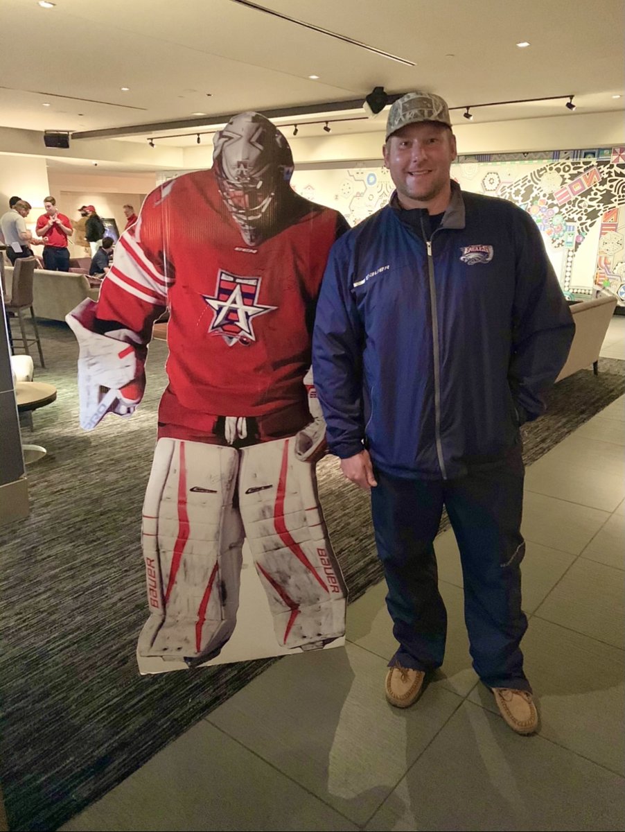 AllenAmericans's tweet photo. The ๐, Riley Gill joined our #STMFAM event at IPIC theaters last night!
Join us on Dec. 19th for Legacy Night aka Riley Gill night! https://t.co/eSxBY4rpPX