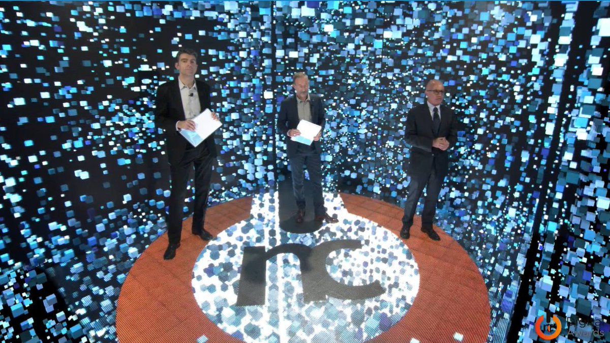 SocialContentFactory tweet media