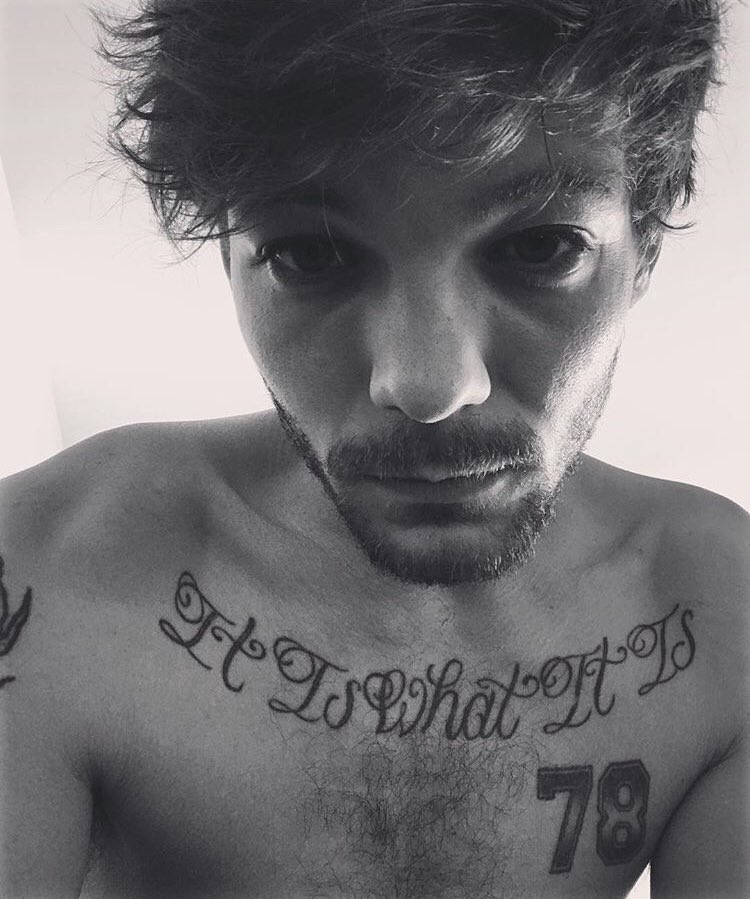 every selfie on louis’ instagram because i miss him; a surprisingly long thread (in chronological order)
