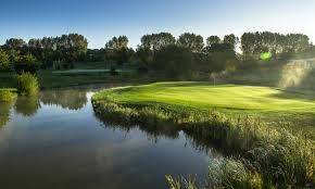 Tee Box London golf day at The Shire GC tomorrow, the only golf course to be designed by the legendary Seve.

6 par 3's
6 par 4's 
6 par 5's

Who has played there?
Any advice welcomed!

<a href="/theshire/">Cameron Bruce</a>

#golf #golfdays #golfcourse #londongolf #london