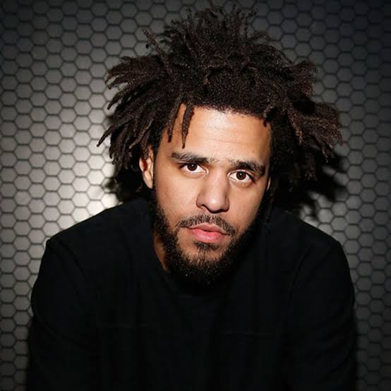 32. J ColeEasily one of the best rappers of this generation with an impressive discog. A 10/10 from him could rank him higher but talk storytelling+flows+production+bars.Cole is the rapper's rapper constantly bodying features. A mogul imo