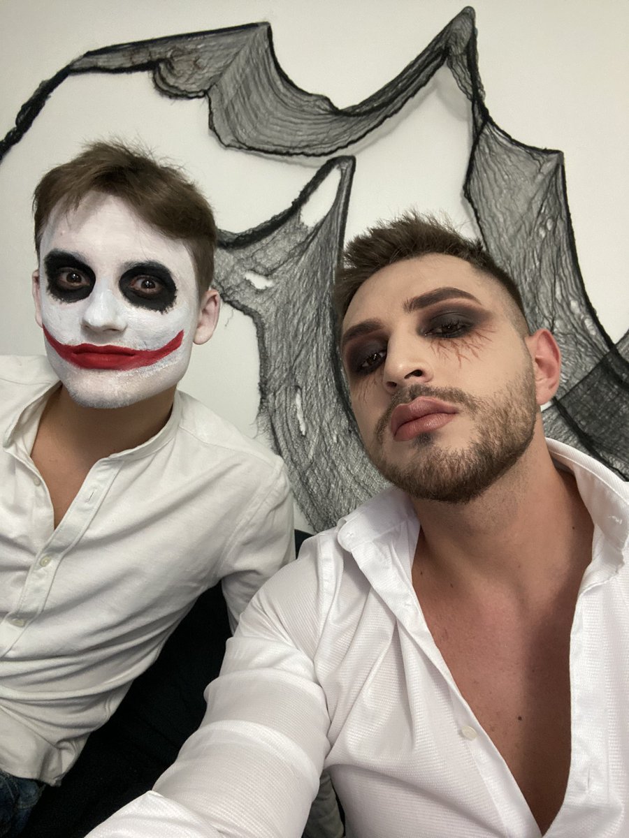 Mikeepatrick1's tweet photo. Live now on @chaturbate https://t.co/psgCjbc7g9 https://t.co/3JkfalyIQr