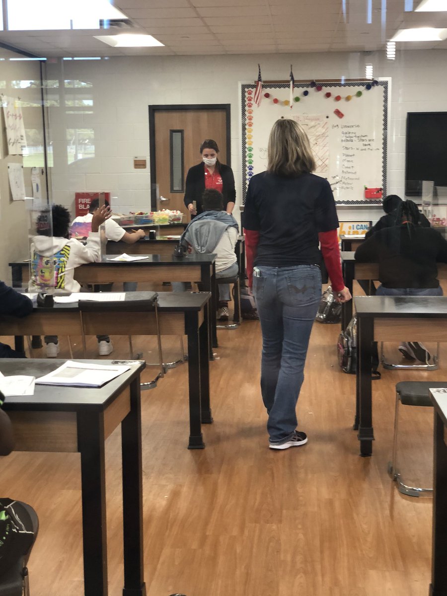 alyvanek's tweet photo. Mrs. Pinder (8th Science) and Mrs. Elolf (8th AP) staying after school to help our 8th graders! @Watkins_CFISD @CrystalElolf #whateverittakes #PowerofWith #letsbegreatWatkins https://t.co/JmM3lSXvlf