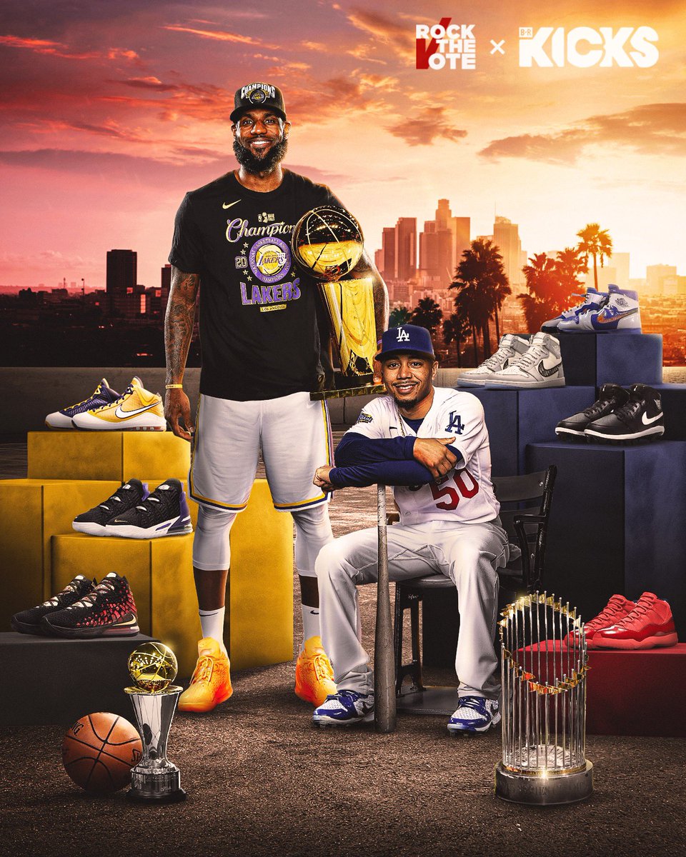 City of champions 🏆 @KingJames and @mookiebetts put on for Los Angeles with a lot of 🔥 https://t.co/612zNfUaVo