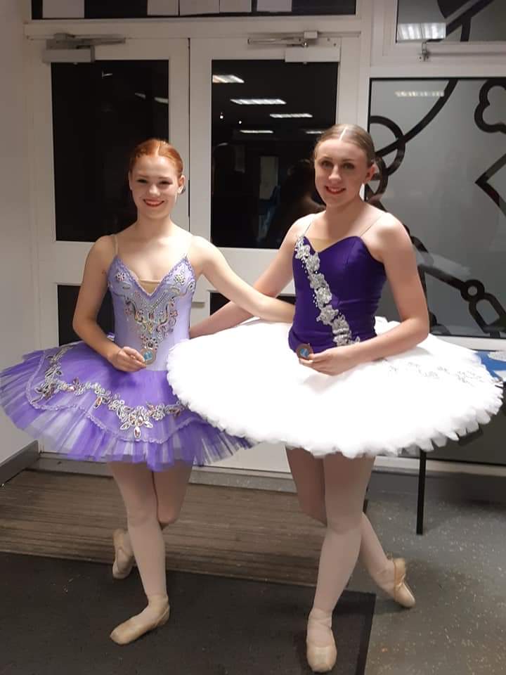 Neil_S48's tweet photo. #worldballetday
#getsitfromme
#daughter https://t.co/mqiekBIplf