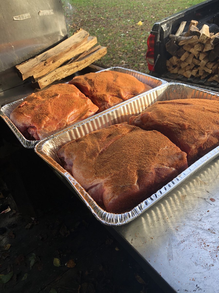 About 40 lbs going on here tonight, the hood smells good already with that perfectly aged  #Hickory from <a href="/ccfd176/">Steven F. Tatum</a> and #TheDominator from <a href="/OakridgeBBQ/">Oakridge BBQ</a> #ThePigAbides #hickoryflat