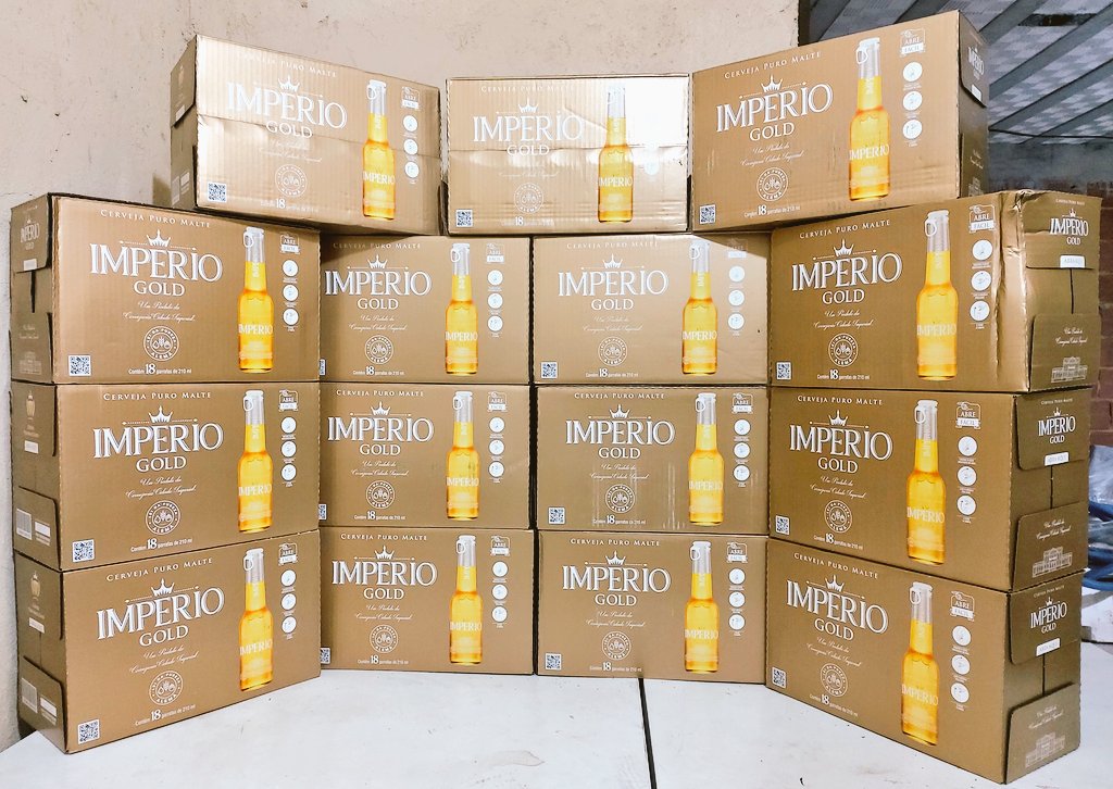 Caixa com 18, apenas 62,00 no dinheiro 65,00 no cartão!!!