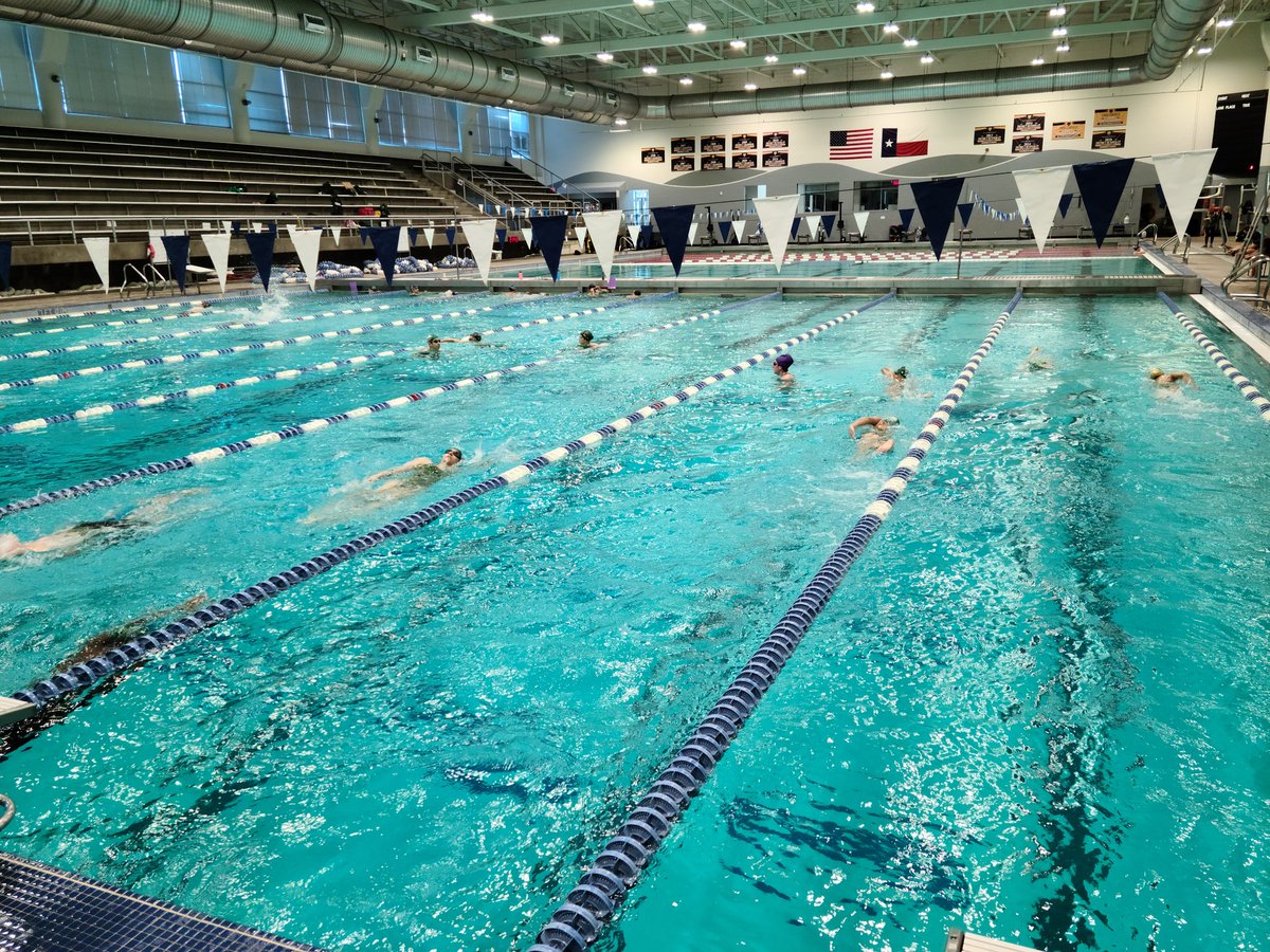 LTHSswimteam's tweet photo. Warming up to #Blazethepool in The Colony against Frisco Independence Knights and The Colony Cougars.
#weBlazethepool #LaneBlazers #LTBettertogether https://t.co/QO7HHasEbm
