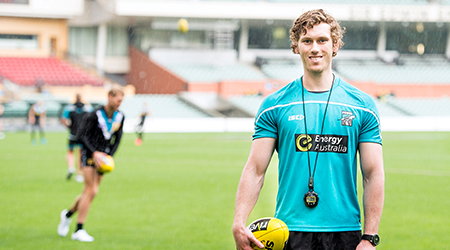 RogerEston's tweet photo. Congratulations Dr Dan Rogers!! 👏👏😀👏PhD @UniversitySA @rogersdk 
Measuring athletic movement competency in Australian rules football players: validity of the Athletic Ability Assessment
It's been great working with you @PAFC, @IanMackers @CGaynorParfitt1; @darrenburgess25 😃 https://t.co/vBBLqN1prU