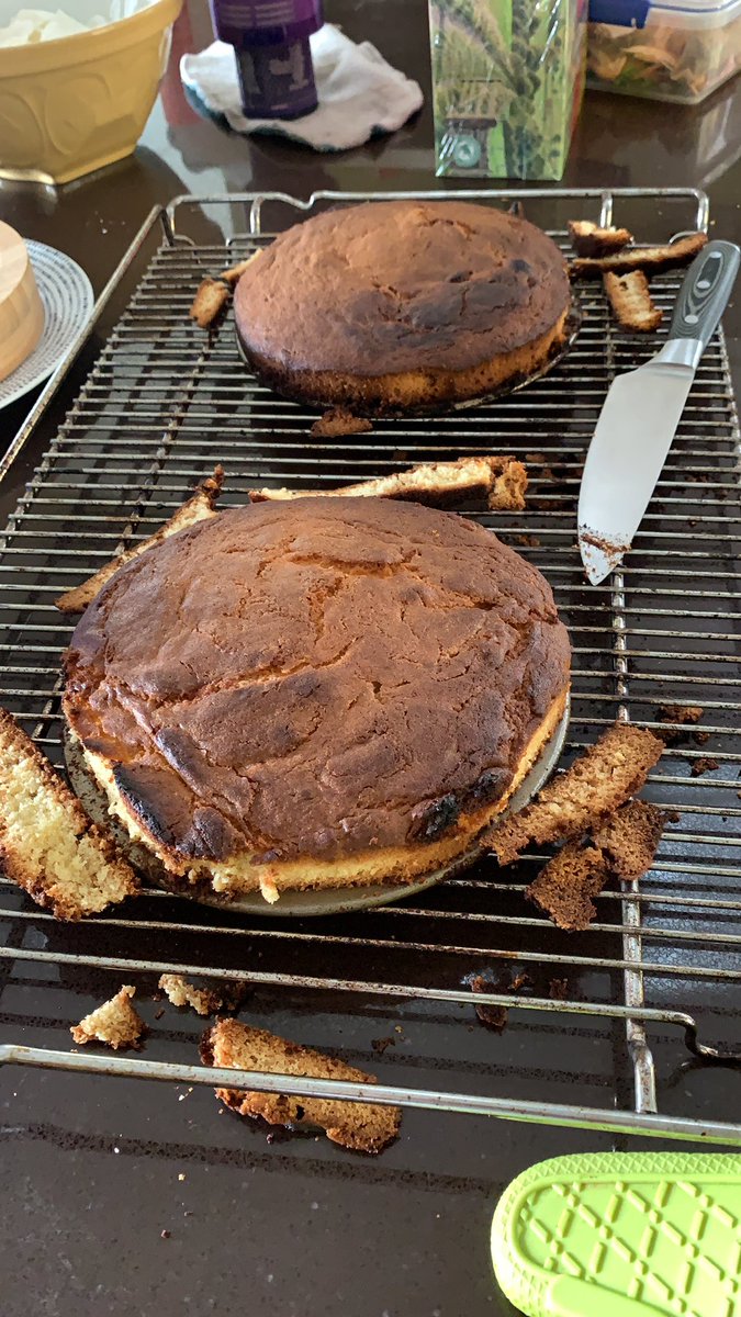 caunceclaire1's tweet photo. Started well ... too late out of oven - tasted yummy though with raspberry jam and white chocolate ganache! Didn’t get chance to take a finished photo before it was eaten!! #workbakeoff #t4 #pwcnorthwest https://t.co/PwtWsVLU29
