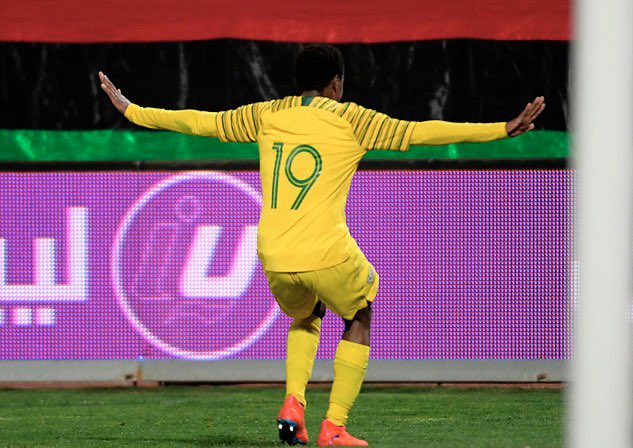 Percy Tau career positional breakdown (G/A per 90):• 62.2 full 90s @ CF (0.59G/A)• 25.4 full 90s as 2nd striker (0.9G/A)• 24 full 90s @ LW (0.42G/A)• 18 full 90s @ AM (0.38G/A)• 10 full 90s @ RW (0.2G/A)Versatile and involved in goals.   #BHAFC  #RSCA