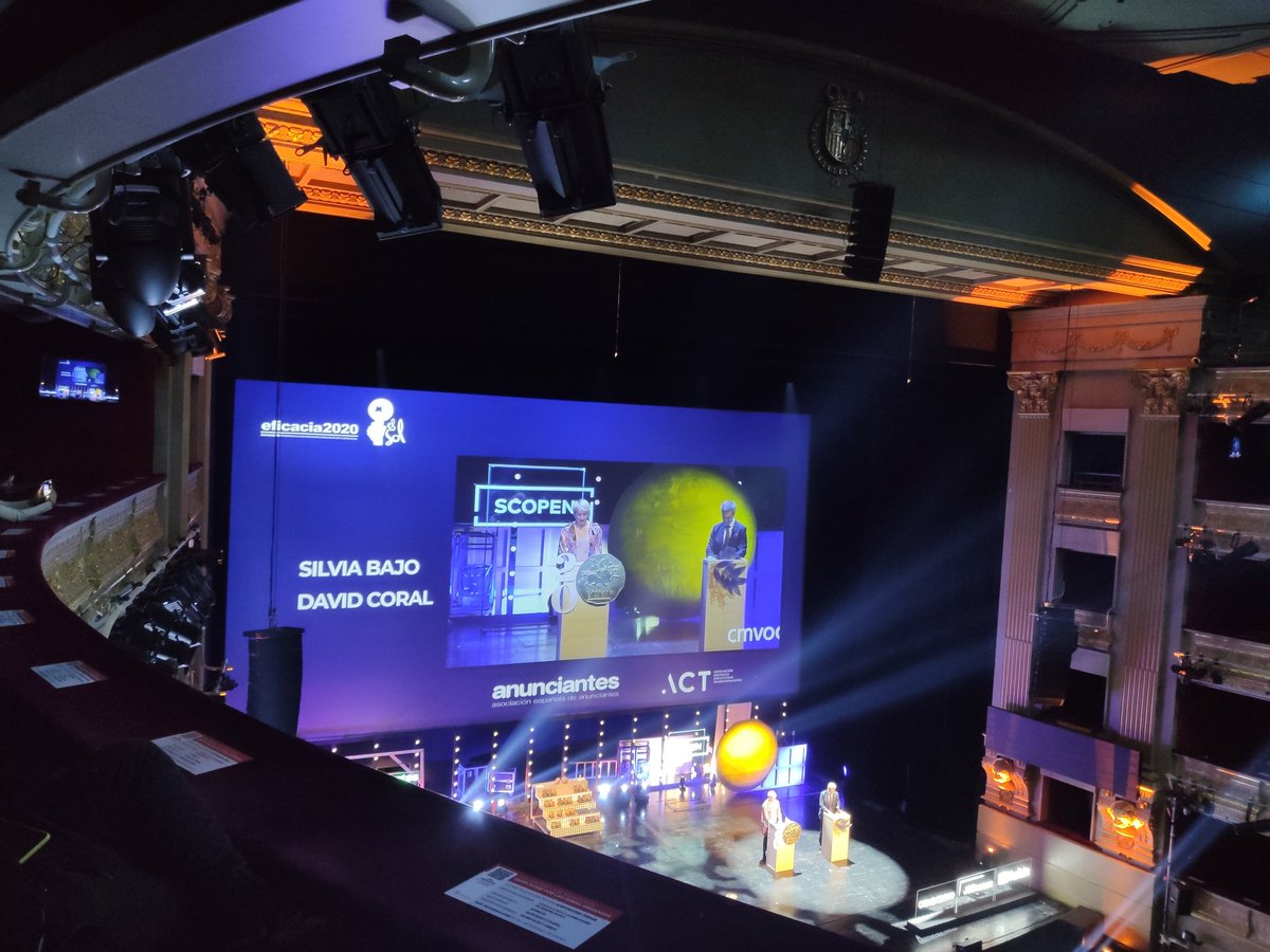 comunitAD's tweet photo. Un año más, en #ComunitAD y @lallunafestival estamos en los @PremiosEficacia apoyando a nuestr@s compañer@s @aeanunciantes @SCOPEN_es. ¡Y disfrutando del talento valenciano! @asorianoiniesta @silvibag #EficaciaMásQueNunca https://t.co/2URfwsSgJ0