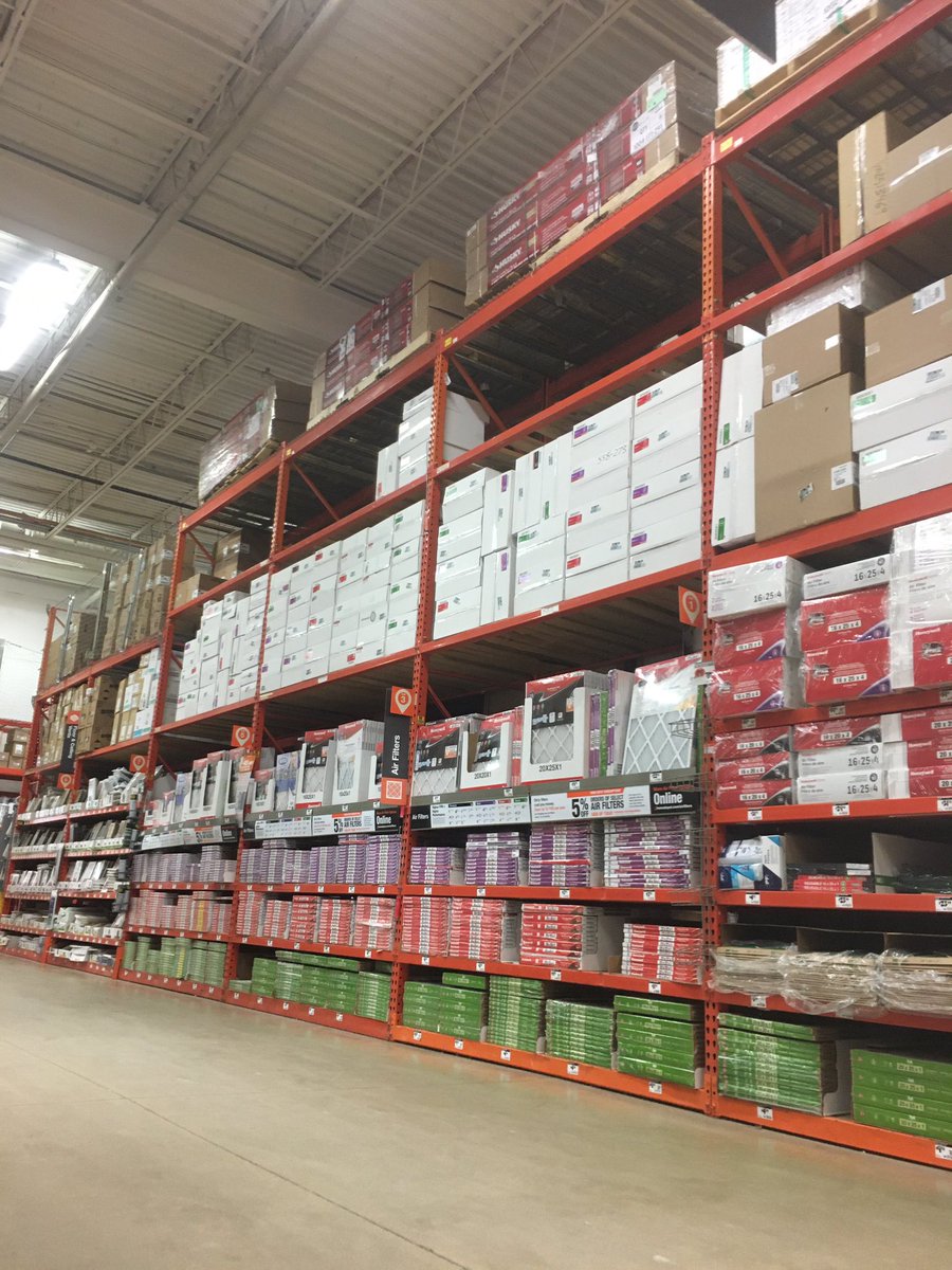 BBfromTHD4639's tweet photo. Wednesday night #BlitzTeam #BDPD #OverheadORG #4639 #FullCircle #Packtivities #MAPowerPD #StoreRefresh #D278OrangeProud @Mikehd4639 @mzjones1118 @bstorey92 @kenan50933788 @CollazoH @JDorseyTHD @ThdRmotran @navruprai @hiskeil
Special S/o to Nasim & Anyase ๐ช๐ฝ๐ช๐ฝ๐ช๐ฝ https://t.co/mU6Jr7hOq4