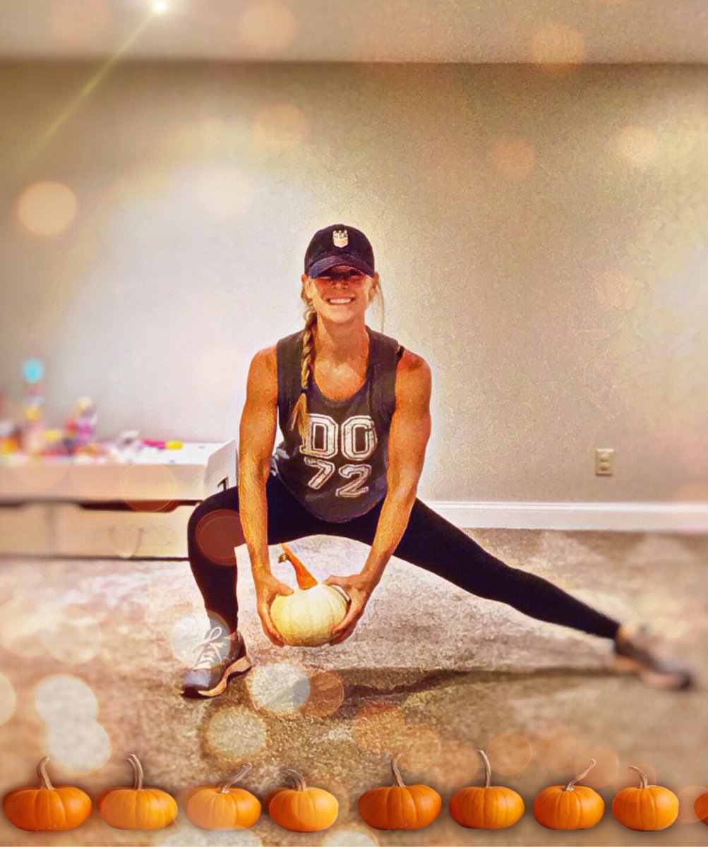 CoreFitness BYOP:
Friday 10/30 at 6:15 AM via zoom with <a href="/laurenkrinis/">Lauren Krinis</a> &amp; Saturday 10/31 at 9 AM at the Art Museum Steps with <a href="/GinaCoreFitness/">Gina Mancuso</a>! 🎃👻