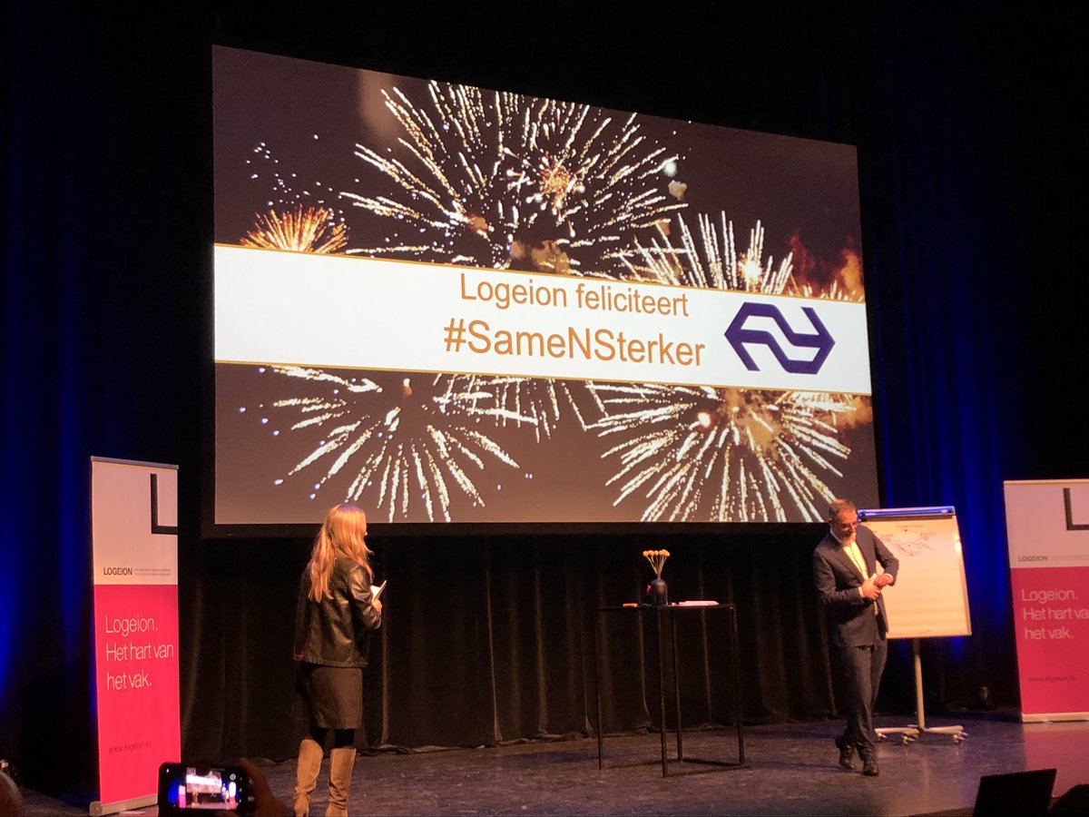 Caroladevree's tweet photo. Vandaag gastspreker/panellid bij #PubCom congres van @Logeion en daardoor live aanwezig bij uitreiking #Galjaardprijs. Gefeliciteerd aan de winnaar @NS_online! https://t.co/nMiOBrf86E