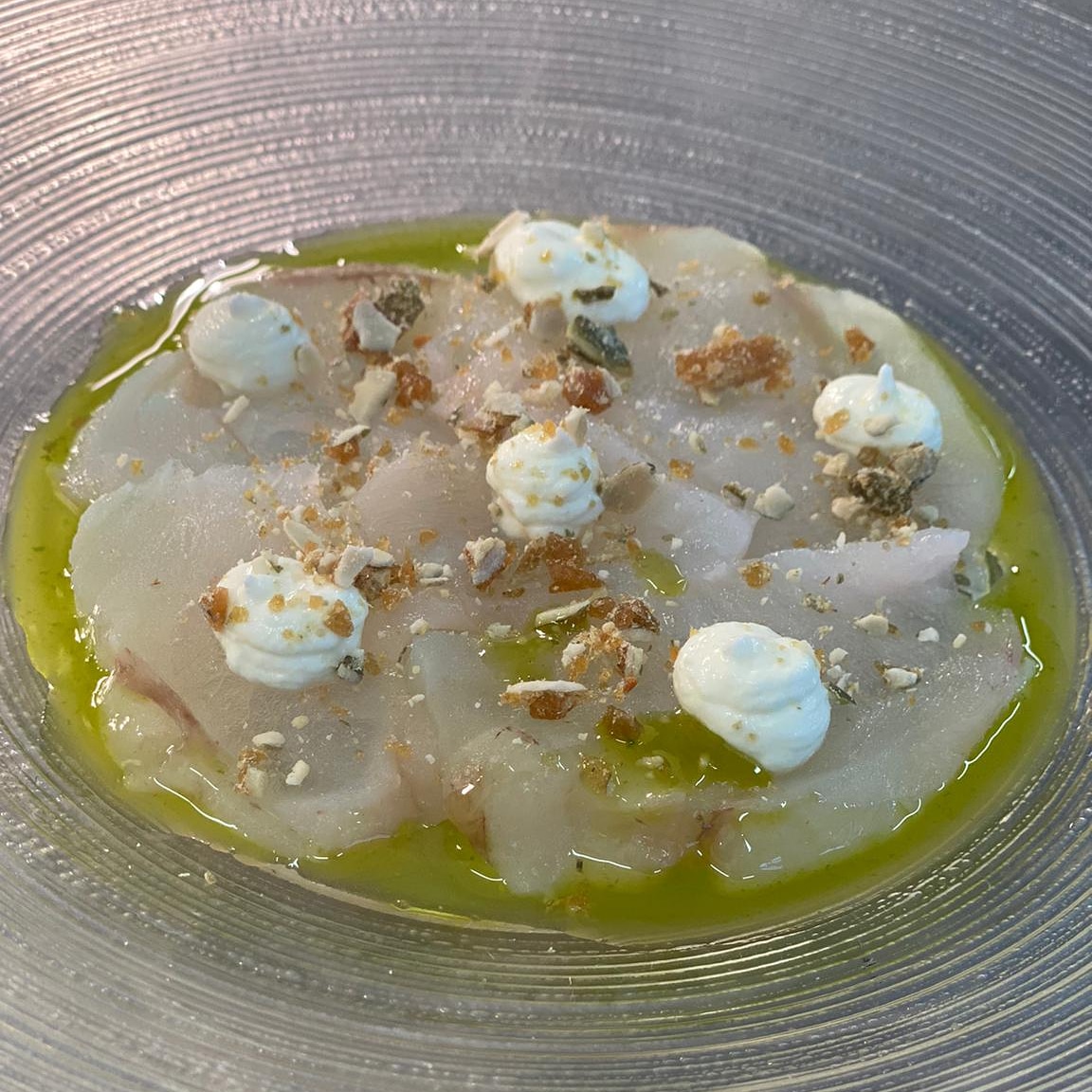 MJPTheShepherds's tweet image. Cured monkfish, pumpkin seed, dill and yoghurt 🎃

#monkfish #curedfish #pumpkinseed #dill #yoghurt #fishdish #fishcourse #autumnfood #markpoynton #cambridgechef