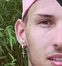 AustinHard's tweet image. Retweet and follow if You could fuck me more than 5 times per day 😈