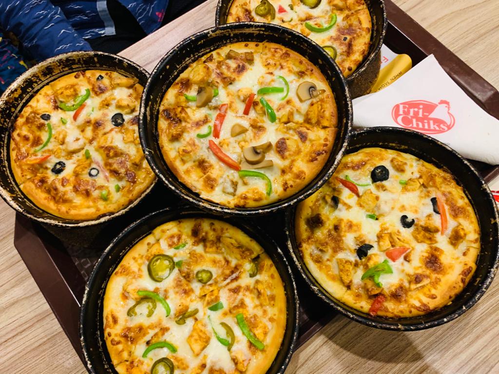 One word for pizza...! 😜😍🤔