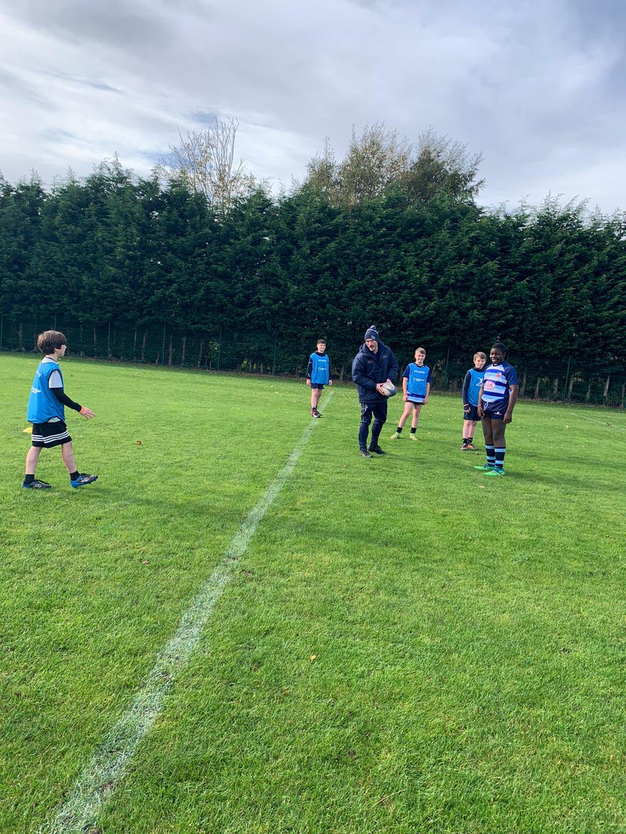 SaleSharksFdn's tweet photo. Over 4️⃣0️⃣ #FutureSharks at Carrington HQ yesterday developing their #DefensiveWarrior skills 👊🏻 https://t.co/SObT2RI0Ms