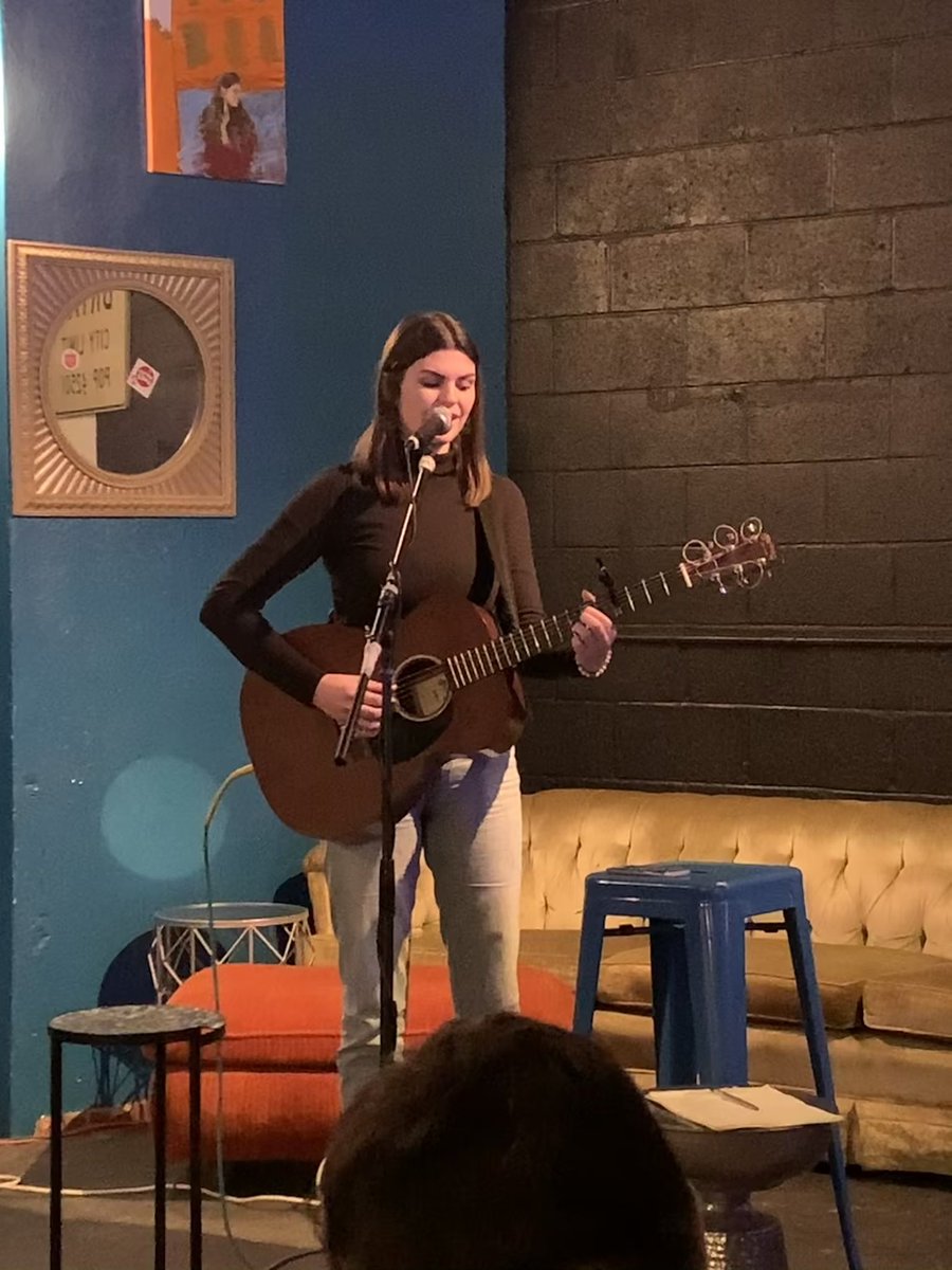 madelynphiIIips's tweet photo. before covid finally starting to get comfortable performing in front of people, working on farm during the summer b/c covid and getting really sad and anxious 🥵 (loved the farm tho), to ✨now✨ feeling like myself for the first time in my life and I love it 💜 https://t.co/1YcOAgFcdA