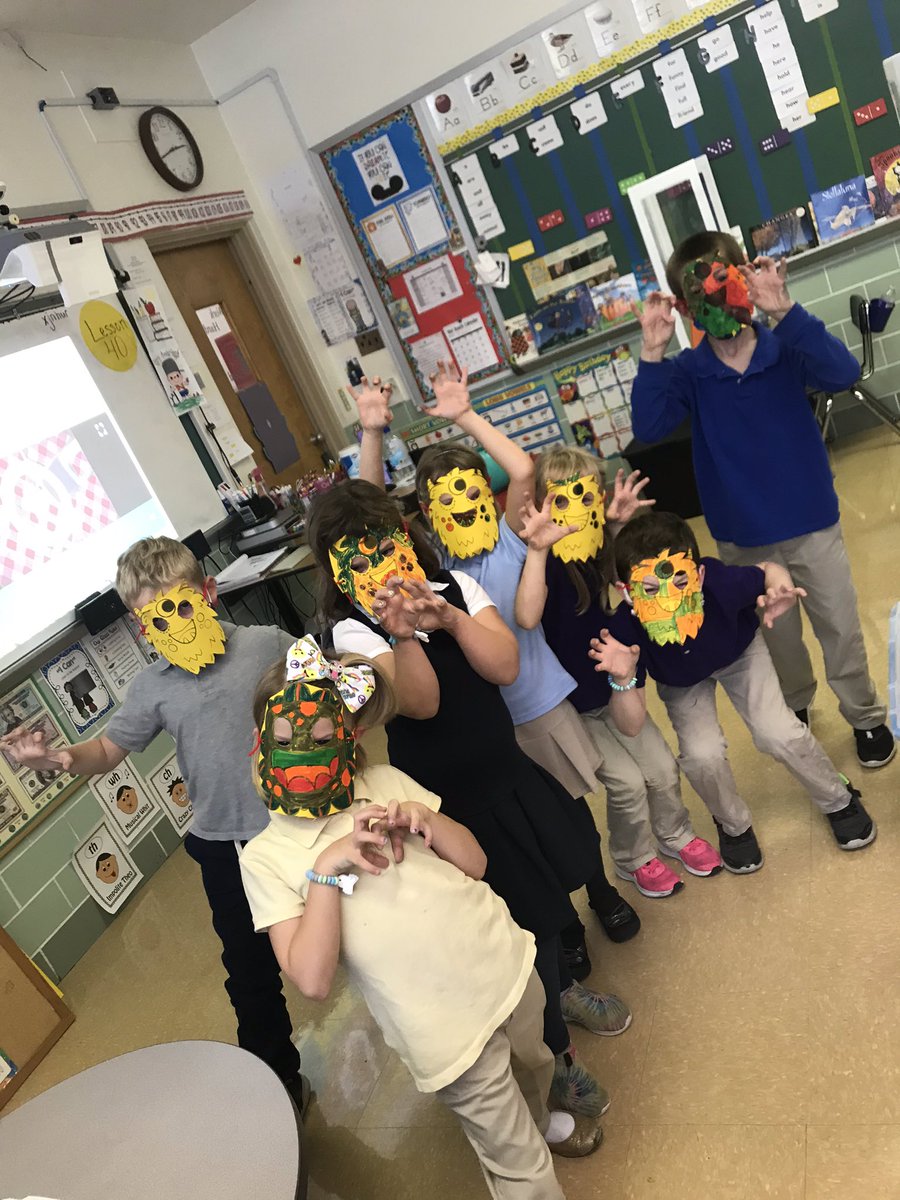 cy103202's tweet photo. @ClassDojo   @MojoMonsterMash @cy103202    We love Dojo monsters! https://t.co/Q7MrXRvspV