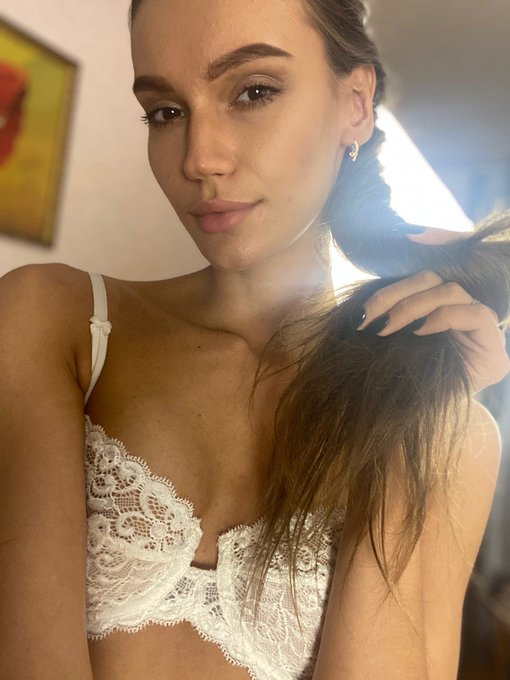 Im online in 30 min ^) https://t.co/lezHBWnL4L https://t.co/1QvNnGy93F