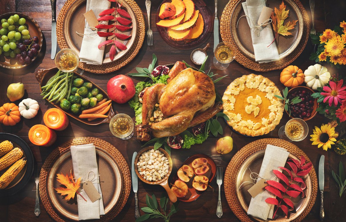 KimosRestaurant's tweet photo. 1/2: It's not too early to start planning Thanksgiving at Kimo's. 🍴 💛  We will be offering a special Thanksgiving plate for dine in or takeout. https://t.co/l1uUCGhNZq