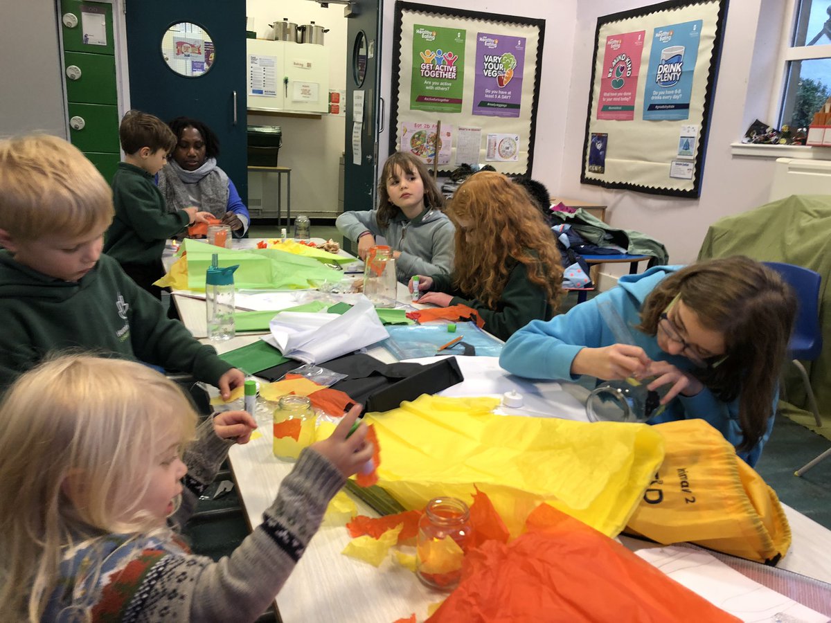 HumbieA's tweet photo. The first group wrote letters/ drew pictures for Santa - then we made halloween lanterns with recycled jars bought from home and battery powered lanterns. We had some really beautiful designs 🎃 #humbie #creativekids #childled https://t.co/Dz5D5zhvFY