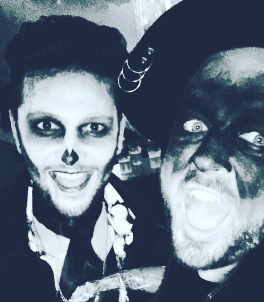 Hey Twitter it’s been a while but here is me and the beaut <a href="/JAYFABPAGE/">J A Y F A B P A G E</a> one Halloween. #Halloween #halloqween #BestFriends #gay #gayuk #