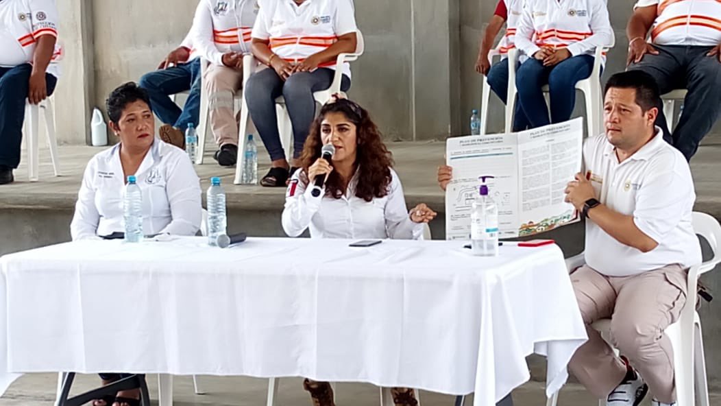 IstmoPc's tweet photo. #ComitesComunitarios de #ProteccionCivil de Tonalá, participan en Foro #ComunidadesResilientes Hacia una Estrategia Nacional desde lo Local. Comparten experiencias y buenas costumbres, llevando a reducir en gran parte impacto de diversos fenómenos perturbadores. @pcivilchiapas https://t.co/UmD7jzhFPZ