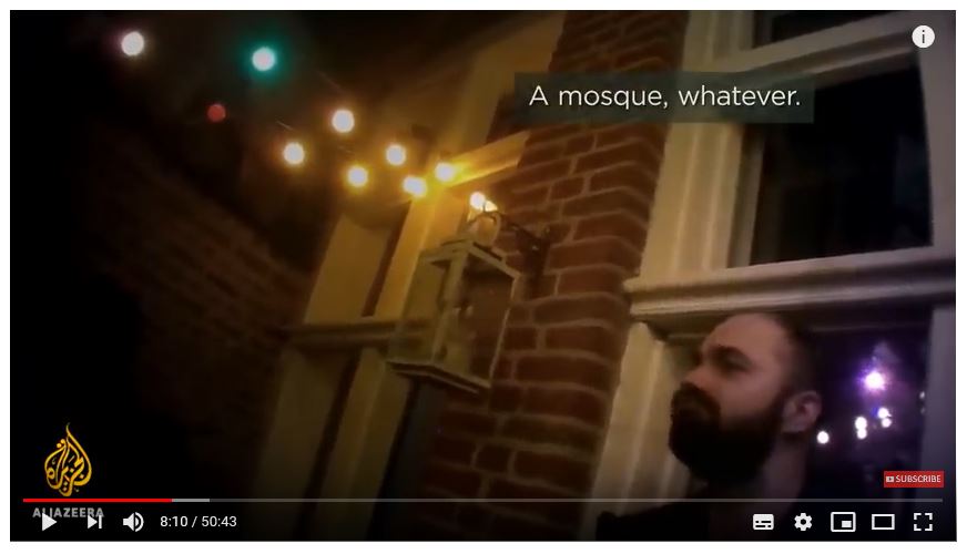 robertwagner198's tweet photo. Ein identitärer Terroranschlag in #Frankreich würde mich nicht überraschen: Bereits 2019 beleuchtete ich das krasse Gewaltpotential der #Identitären in deren Nordfrankreich-Zentrum #Lille. Ein IB-Aktivist äußert dort explizit islamfeindl. Terrorfantasien.
https://t.co/MyEs6ADlvn https://t.co/pdQpnryz8X