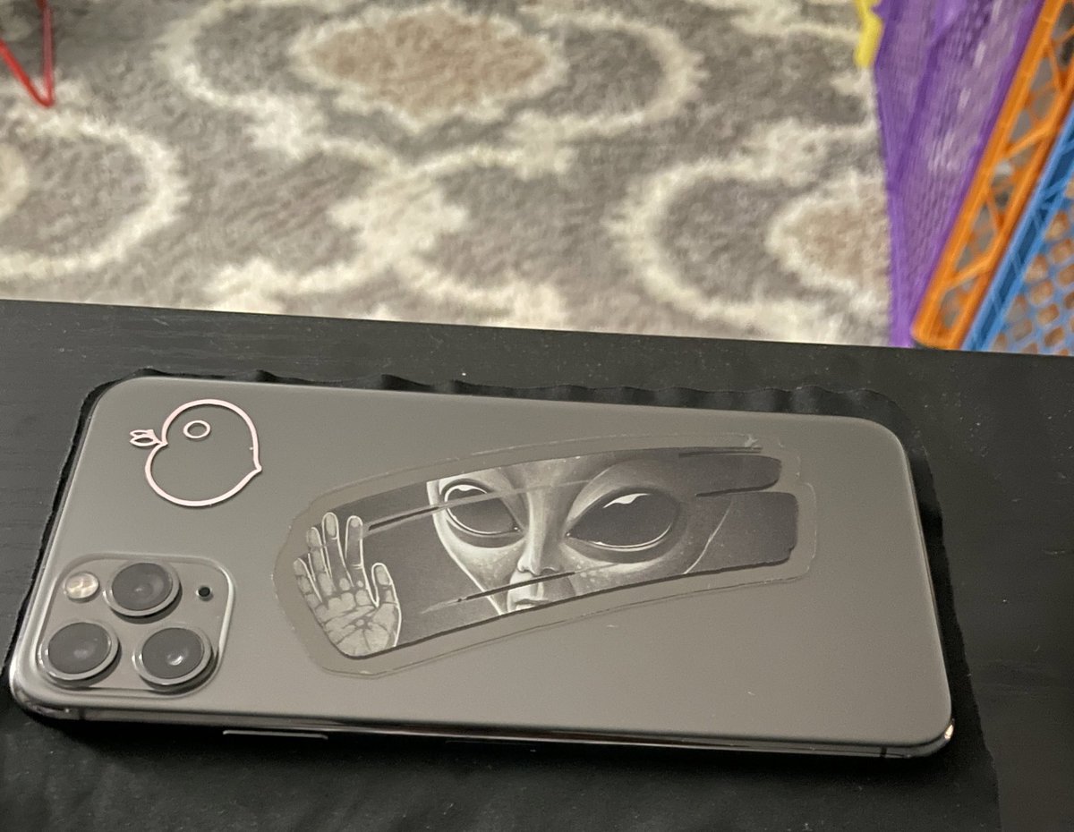 Hiiero_'s tweet image. ... the lengths i’ve gone to find the @hiddenpeach_  🍑