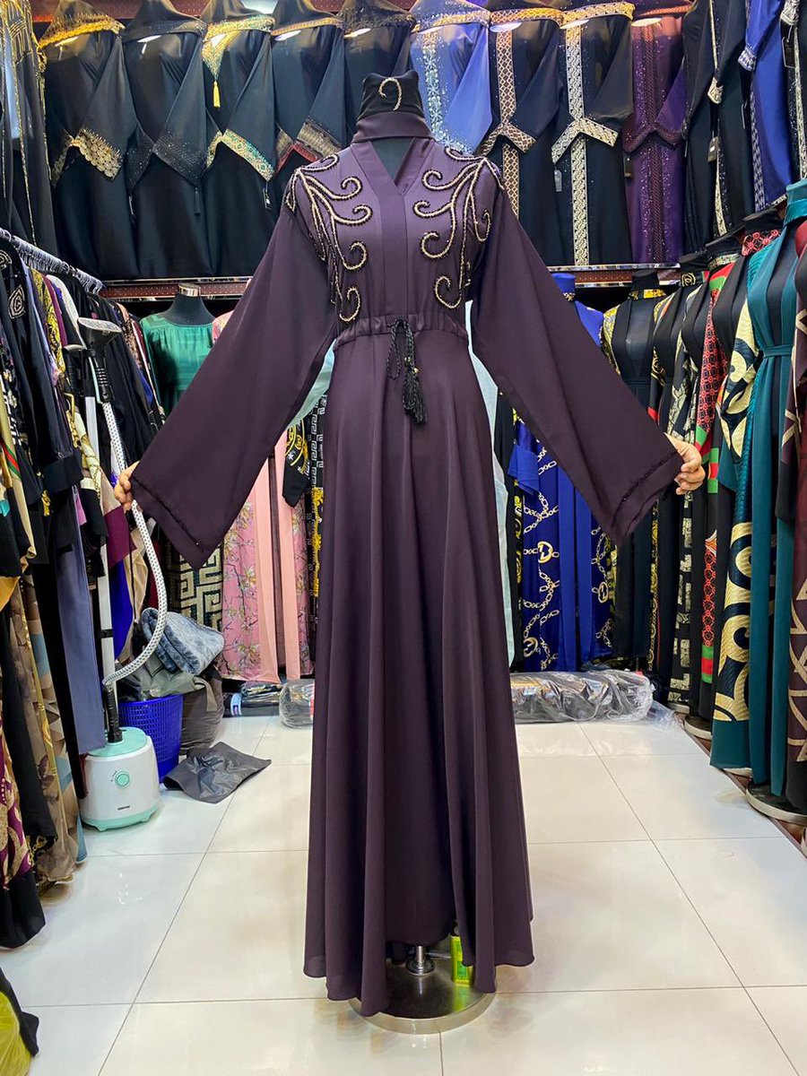 ayeesh_chuchu's tweet photo. Dan Allah 
Dan Allah 
Dan Allah don’t skip without retweeting my hustle 😭😩.
Support this small business owner.

@ any abaya lover🥰😻

@ an ango to be, let me be his abaya plug 😁. We offer nothing but quality at affordable prices.

Nationwide delivery 

Price: 16k https://t.co/HduAlobIPR