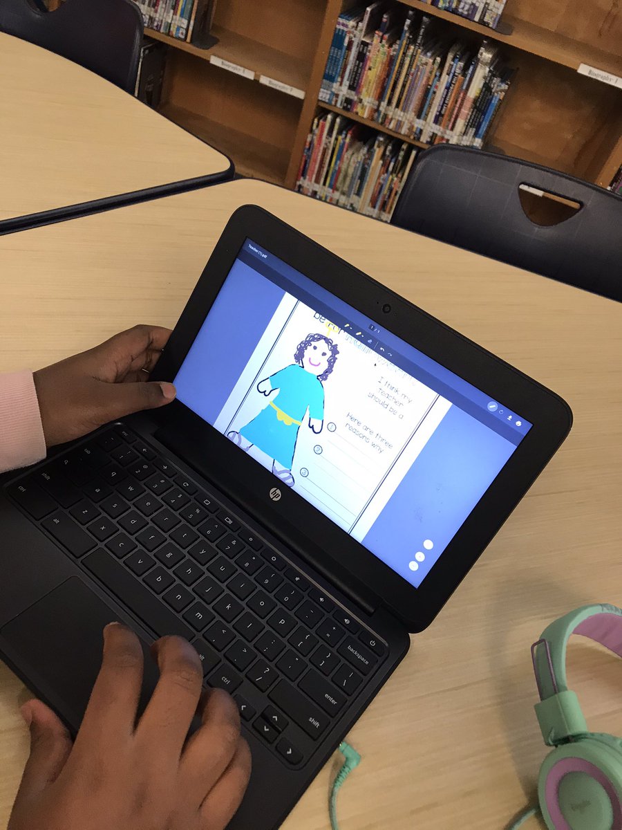 librarygoodman's tweet photo. Students working on PDF files. https://t.co/A9paSbLyKU