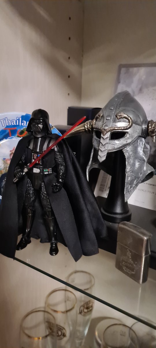 BaRtDeE2's tweet image. @LeSchroeck @EtienneToGo @stevengaetjen @AntjeWessels 

Passend zu heutigen Folge Kino+😁

#rbtv
#streamcastle
#kinoplus