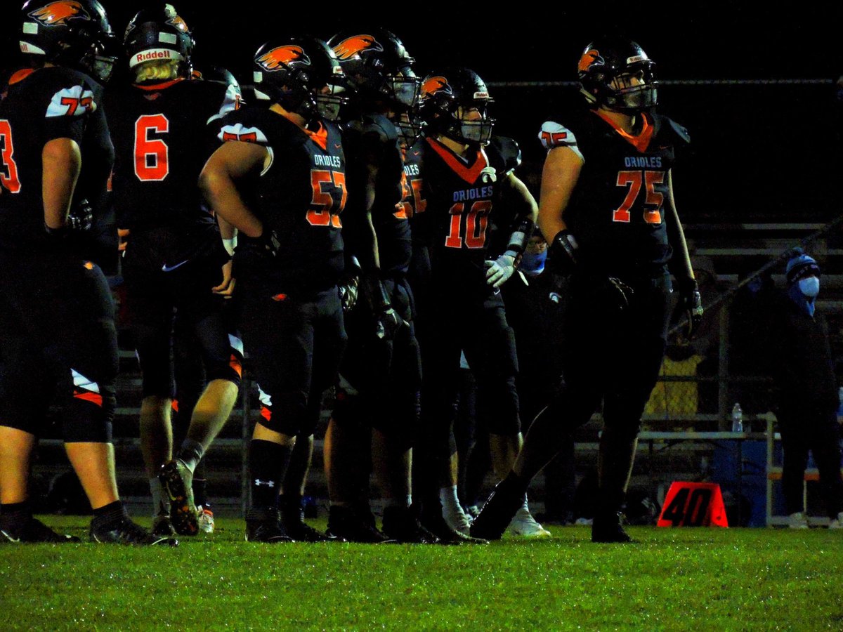 HUHS_Chronicle's tweet photo. Pictures taken by Reporter Natalie Downie of the Varsity Football Team at the Homecoming game against West Bend West on Friday October 16th. Watch out for our November issue to read the story! https://t.co/W88dEaKep3