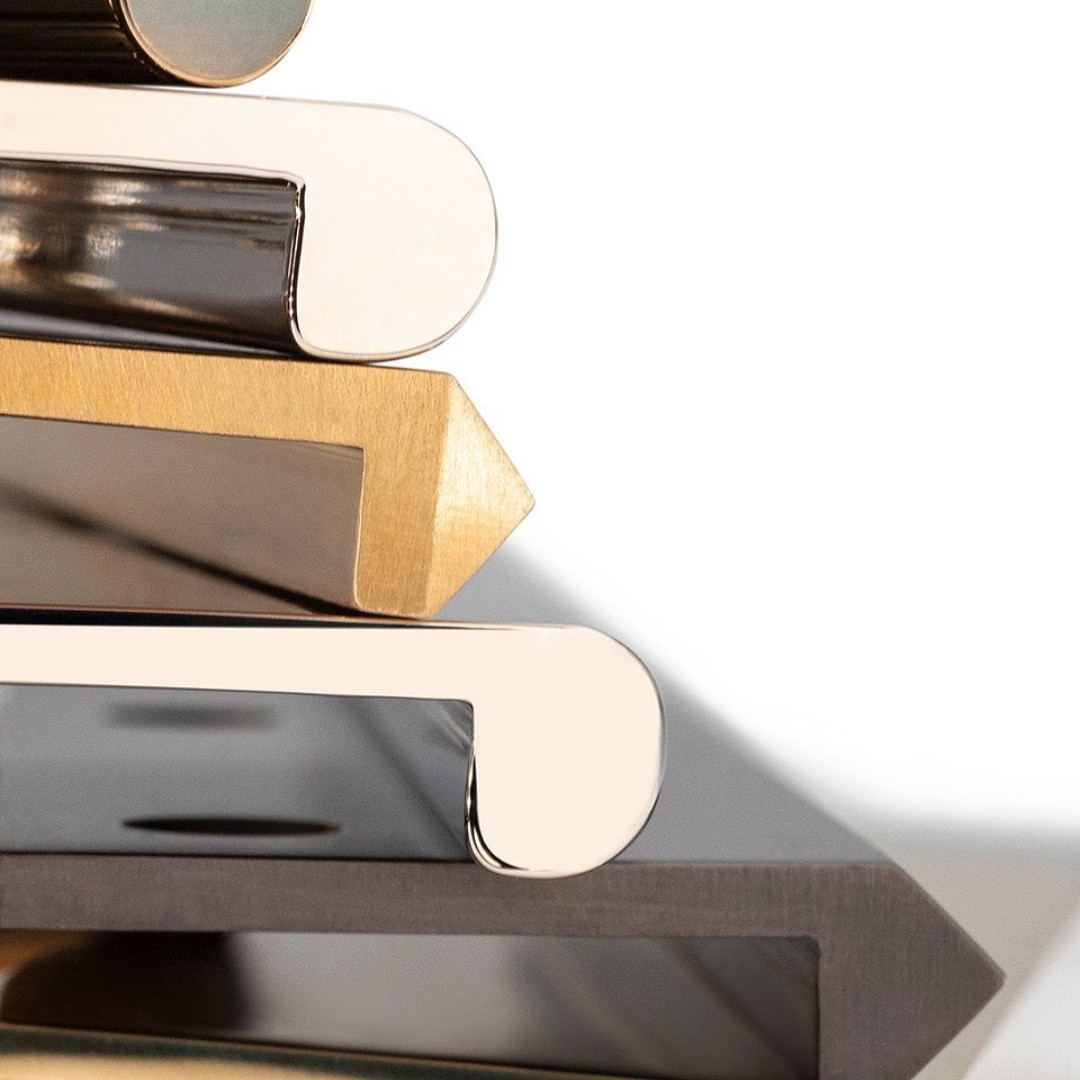 bhsseakenn's tweet photo. Cabinet pulls that are cutting edge? We've got you covered and so does Classic Brass. https://t.co/HxXvoyzJeQ