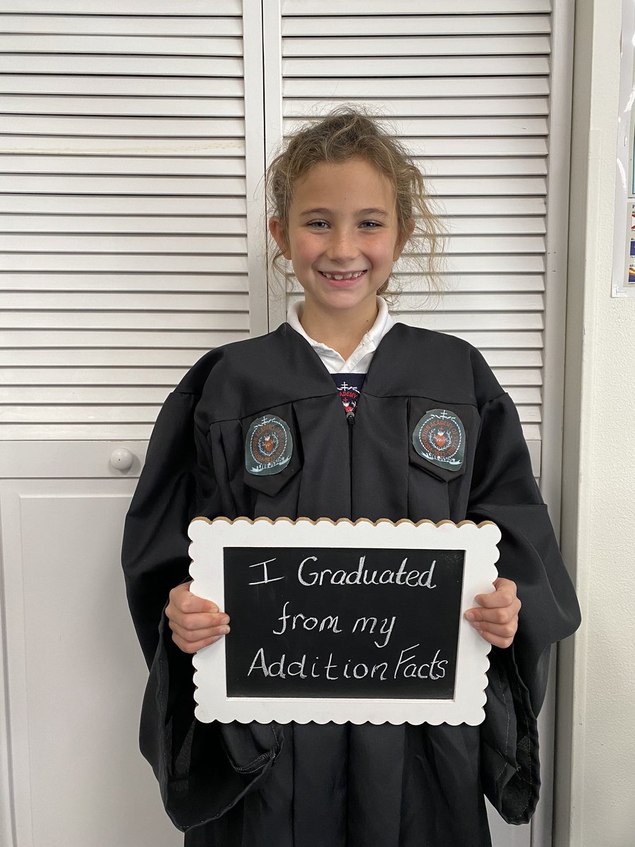 VGrade2's tweet photo. Our newest addition graduates, congratulations ladies!#VisitationLSGrade2 #WeAreVizLS #additionmasters https://t.co/QutuJN3t6M