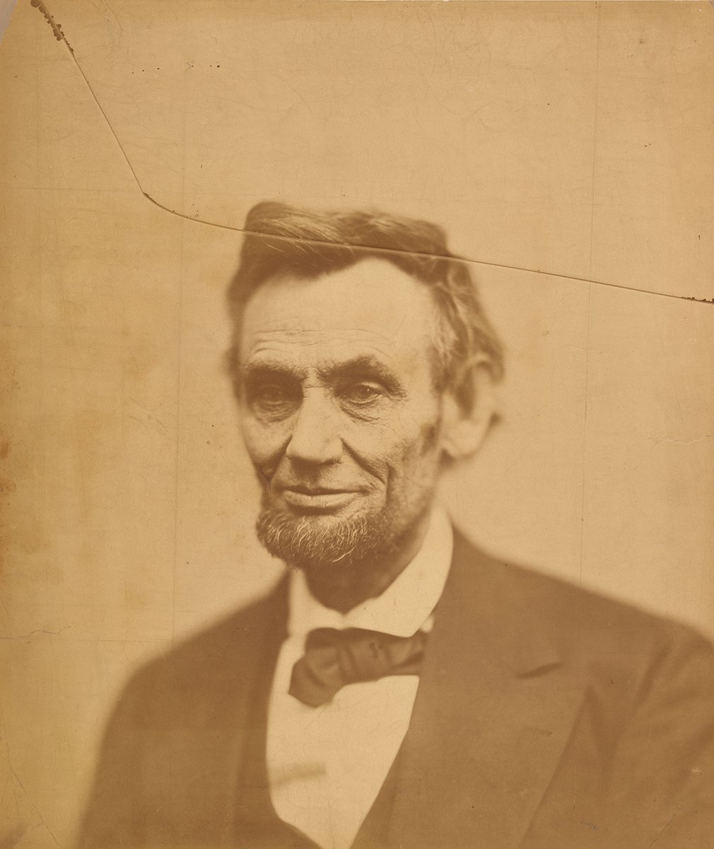 President Abraham Lincoln was assassinated at Ford’s Theatre on April 14, 1865. Created two months before his death, this is the last formal portrait taken of him. The crack running across his head is thought to have hauntingly predicted his death.  #MuseumScaries