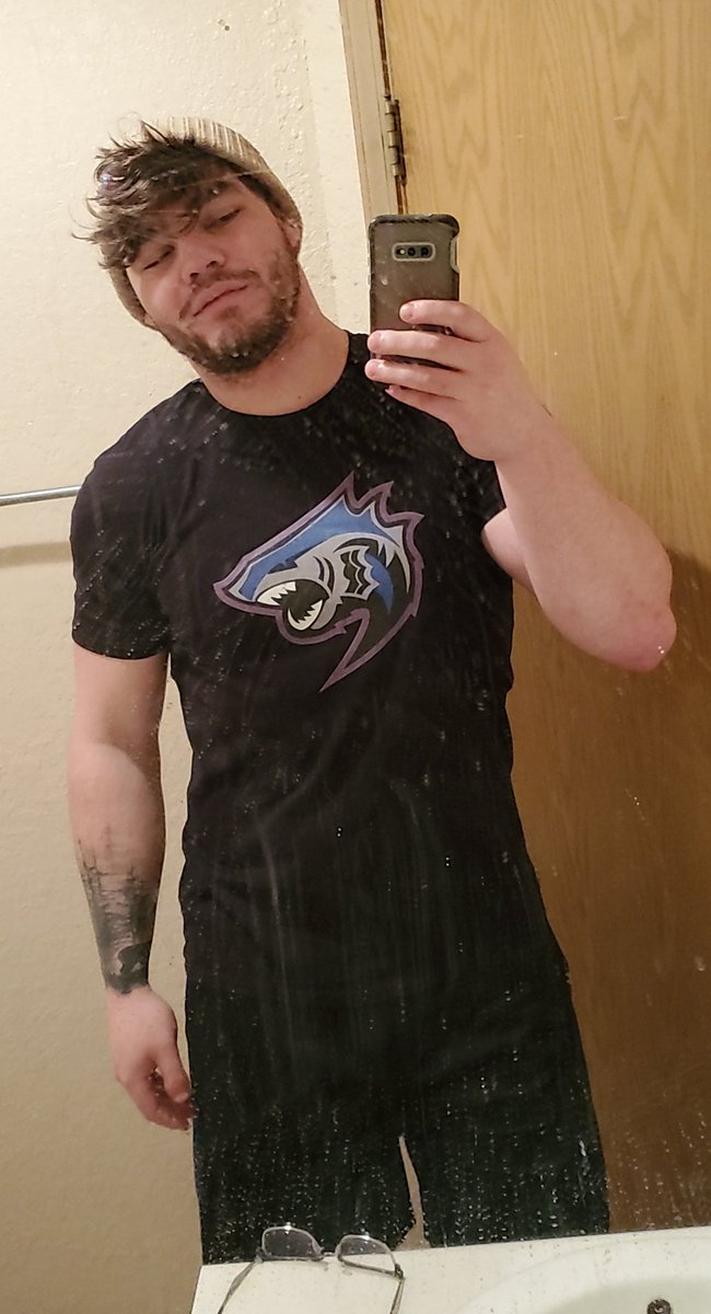 TheRealPlacebo's tweet photo. Aspiring to be an OWTC merch model #itsashark #crypticitsashark https://t.co/koo7bFAaxc