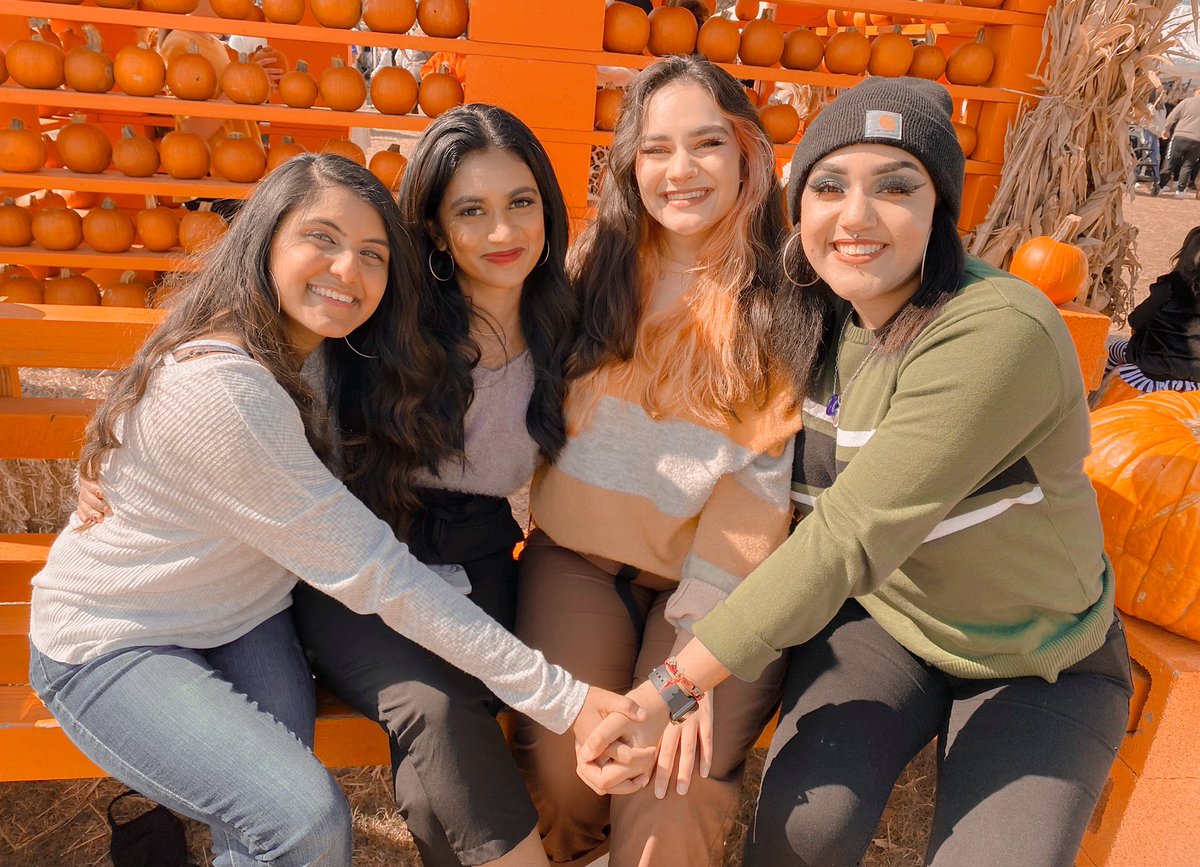 ♡  Pumpkin Kisses &amp; Harvest Wishes from the sxsters of Delta Phi Omega Sorority Inc.  ♡

・。.・・。.・゜✭・.•.・。.・✭⠀

P.S. Don’t forget early voting ends Oct 30th and election day is Nov 3rd. Go vote! #TurnTexasBlue