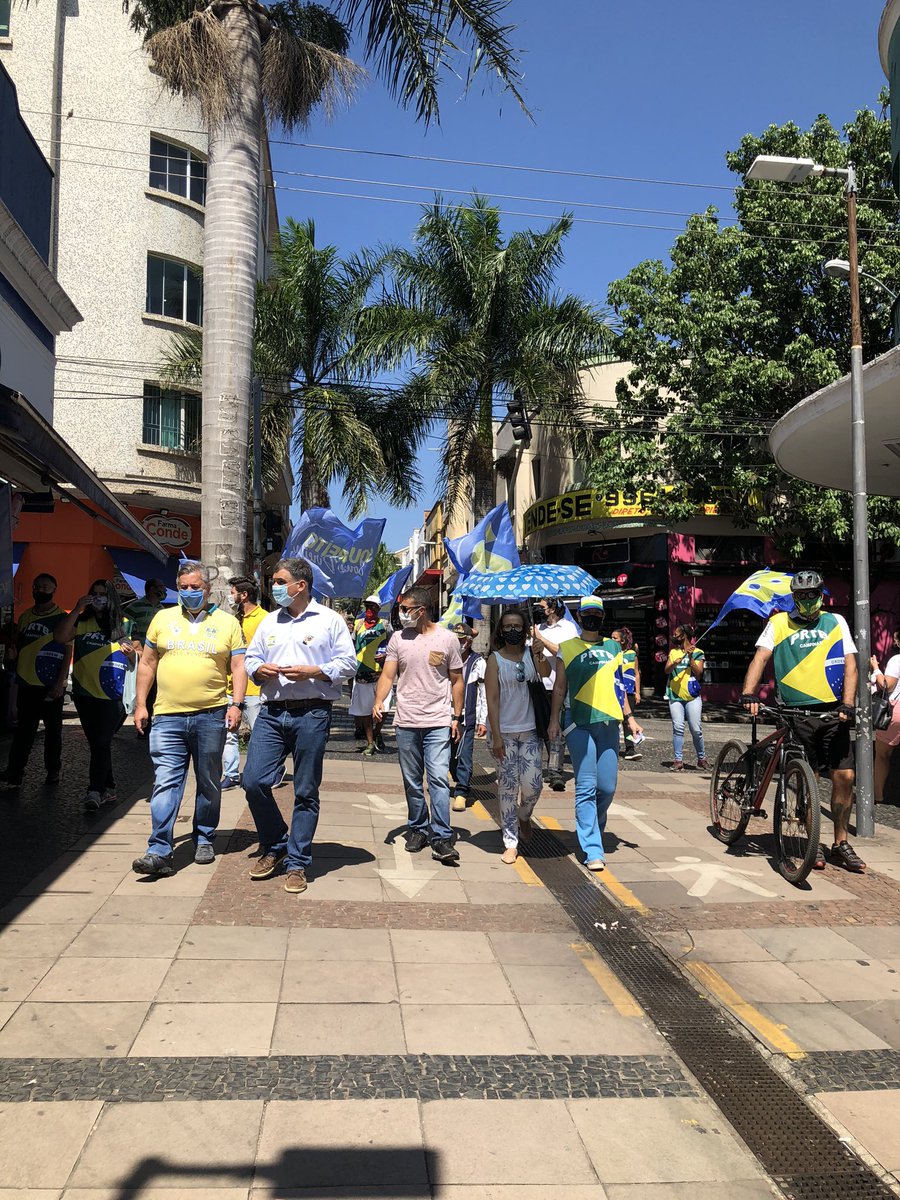 ParadaRogerio's tweet photo. Um pouquinho do que foi a nossa caminhada na Treze de Maio, ontem:
A mudança em Campinas é o voto 28!
#parada28 #soudedireita #soudireito #eleições #eleiçõescampinas #prefeito28 #paradaprefeito #paradaparaprefeito https://t.co/3X3x8rc9zc