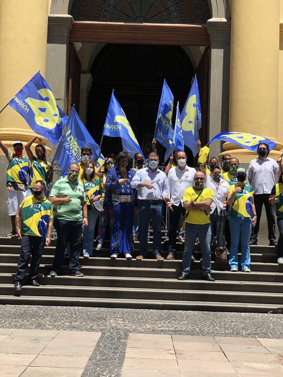 ParadaRogerio's tweet photo. Um pouquinho do que foi a nossa caminhada na Treze de Maio, ontem:
A mudança em Campinas é o voto 28!
#parada28 #soudedireita #soudireito #eleições #eleiçõescampinas #prefeito28 #paradaprefeito #paradaparaprefeito https://t.co/3X3x8rc9zc