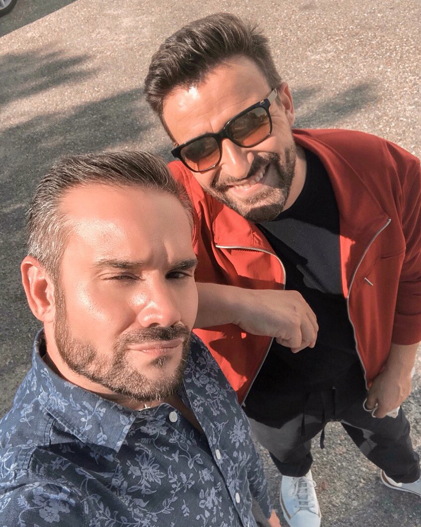 Viva la música, la buena música,
Viva la buena gente, ¡vivan los tíos grandes! 

Gracias @esfunambulista por ser una de las grandes bandas sonoras de casa.

A seguir rozando el cielo, ¡éxitos! 🤘🏻