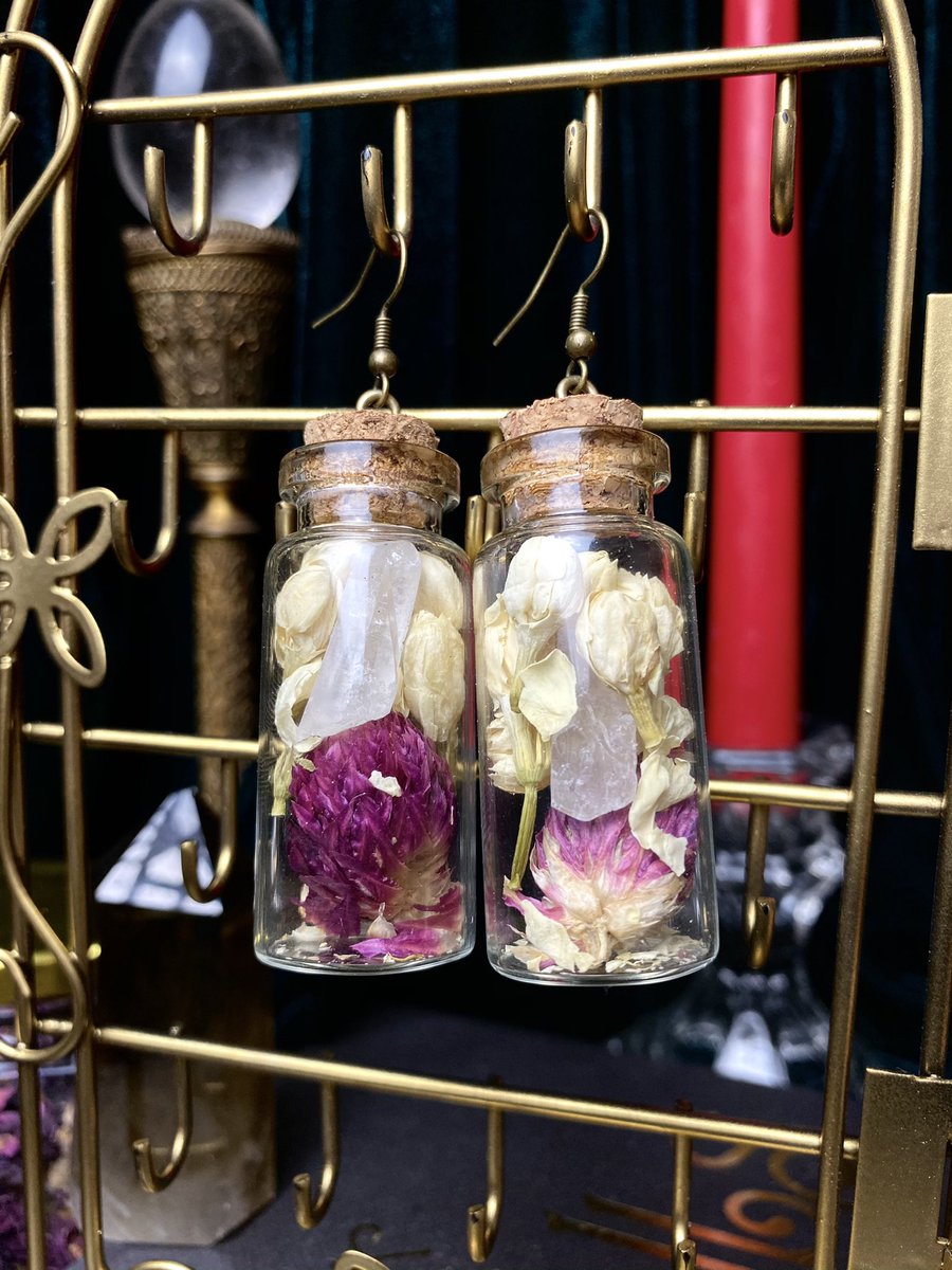 ♡ Circe’s Apothecary Capsules ♡ ✧ Circe was renowned for her vast knowledge of potions and herbs. ✧➺ every item in this thread will be available on 10/30 at 6pm central➺ all items are under $30, many at $10 and $15 ➺ set an alarm!