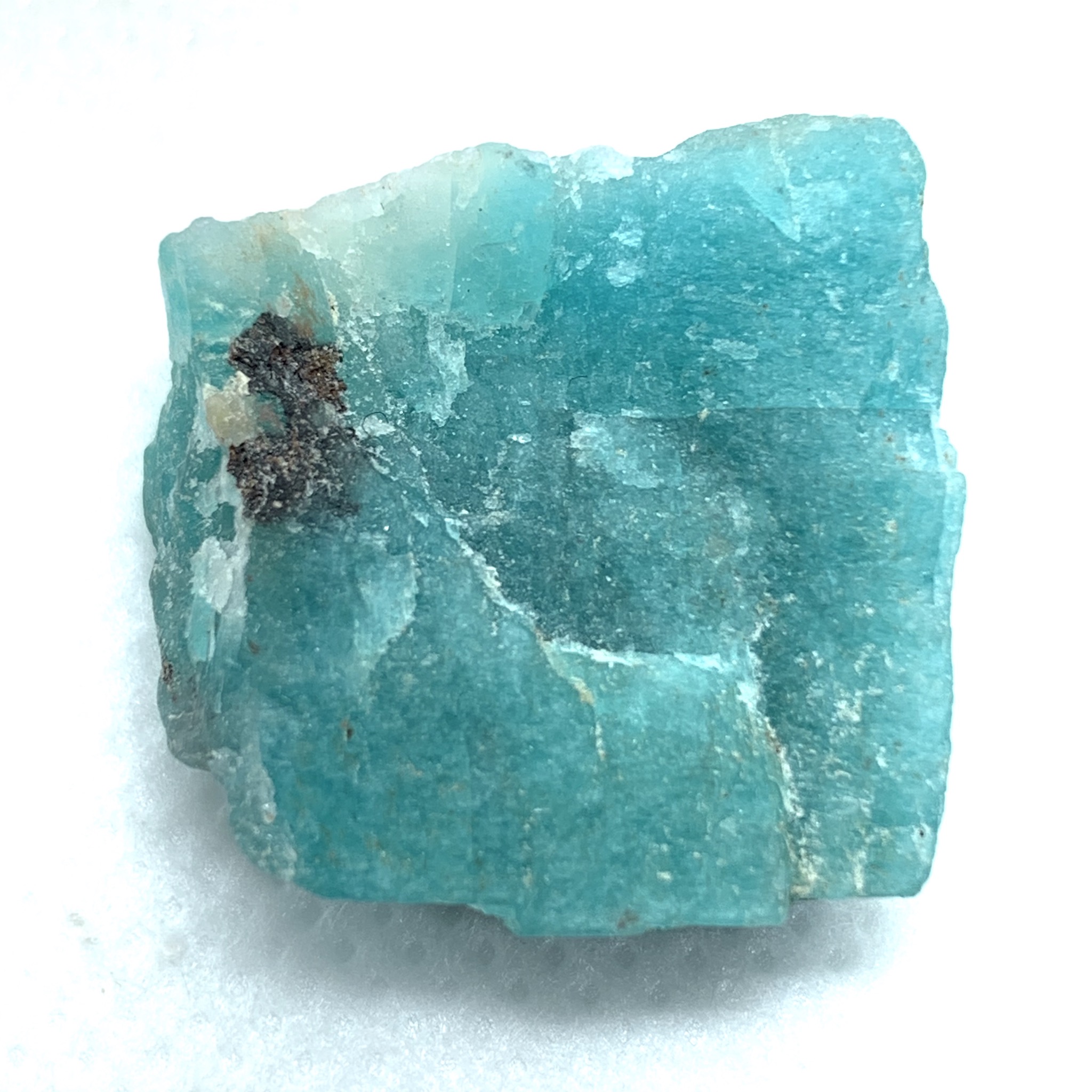 ポケナイのギルド名に使われている宝石 鉱物bot A Twitter アマゾナイト Amazonite 長石グループに属し 緑色を噛んだ鮮やかな水色が特徴的な鉱物 名前の由来はアマゾン川だが アマゾン川では産出されない 発色原因は微量の鉛といわれている アマゾナイトの