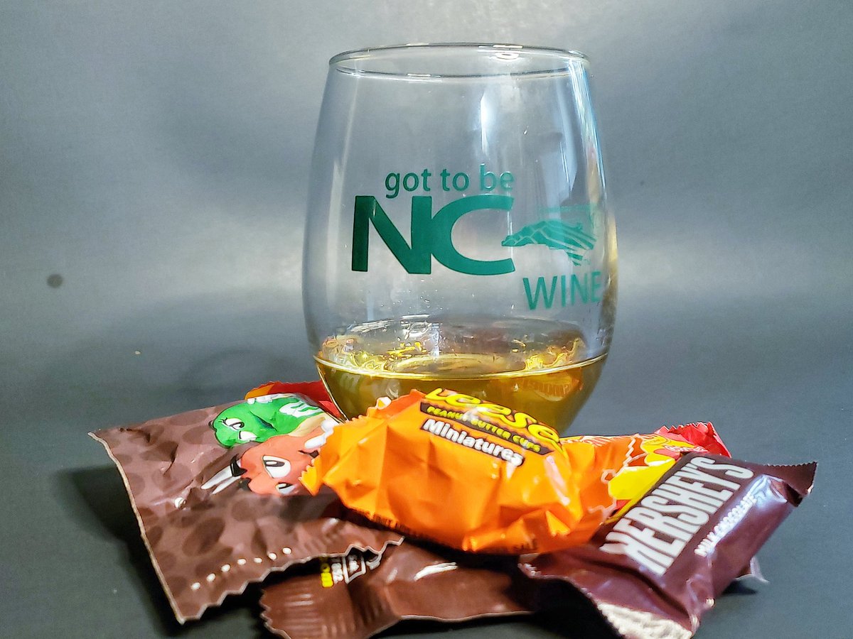 My latest in <a href="/Triad_City_Beat/">Triad City Beat</a>: Halloween 2020 looks different. Rather than donning a costume &amp; masquerading, this year you can relax and find yourself at the receiving end of <a href="/ncwines/">North Carolina Wine</a> paired with your favorite Halloween candy triad-city-beat.com/halloween-cand…